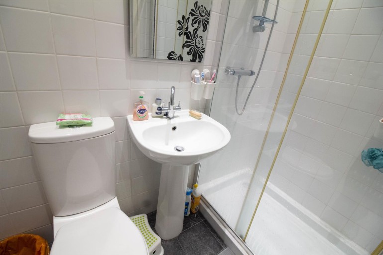 En Suite Four