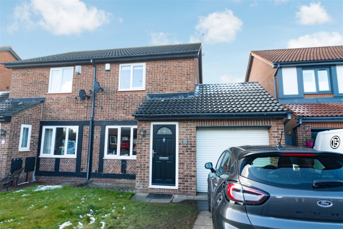 2 Bedroom House - Semi-Detached