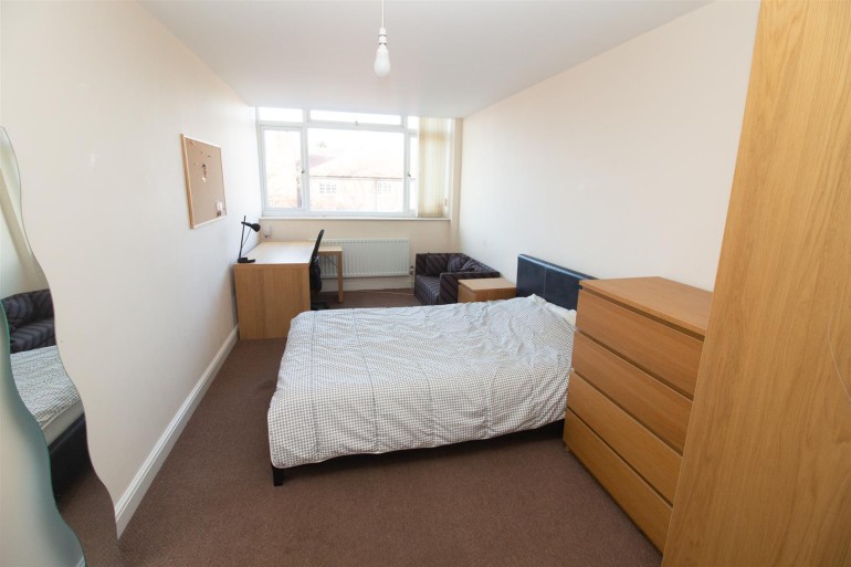 Jan Forster Estates 6 bedroom property for sale in Benton Road, High Heaton Offers over £