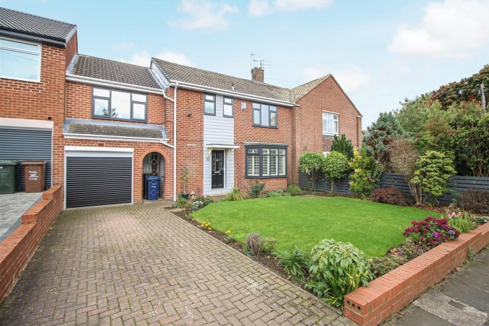 5 Bedroom House - Semi-Detached