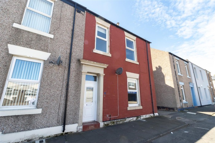 3 Bedroom House - Terraced