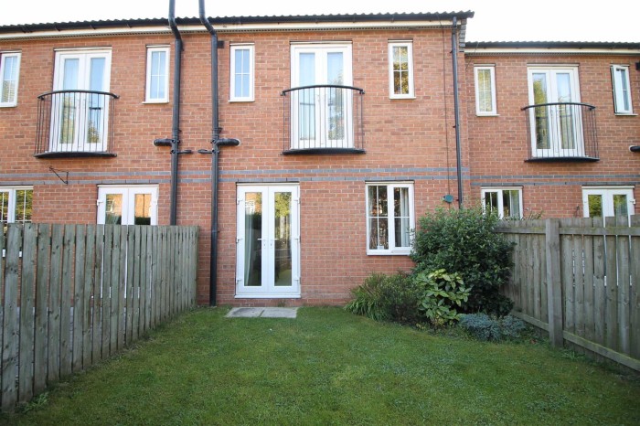 3 Bedroom House - Terraced