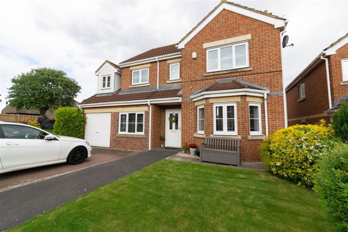 5 Bedroom House - Detached