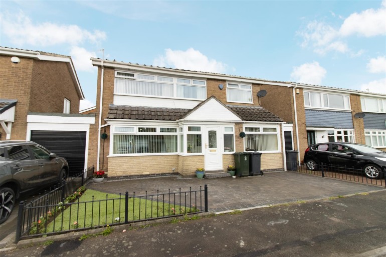 Jan Forster Estates 5 bedroom property for sale in Priory Place, Wideopen, Newcastle Upon Tyne