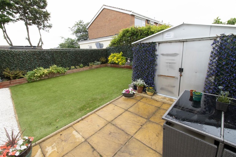 Jan Forster Estates 5 bedroom property for sale in Priory Place, Wideopen, Newcastle Upon Tyne