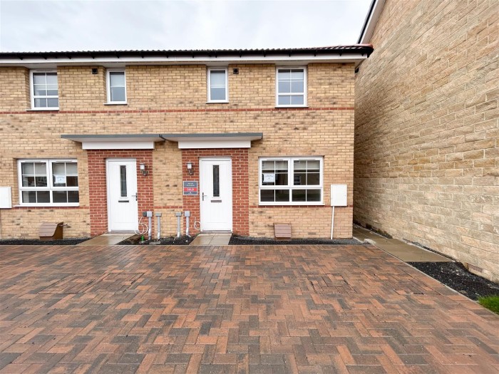 3 Bedroom House - End Terrace