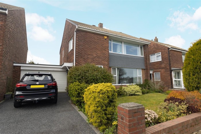 4 Bedroom House - Detached