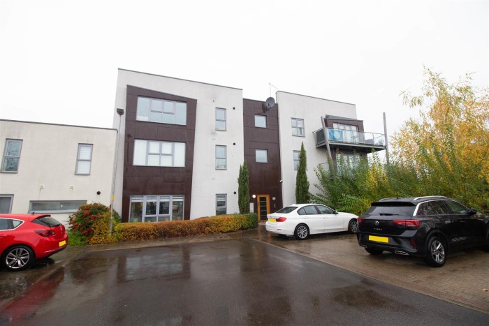 2 Bedroom Flat - Ground Floor