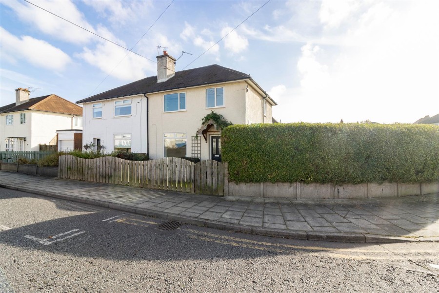 Jan Forster Estates 3 bedroom property for sale in Thropton Avenue, Benton, Newcastle Upon