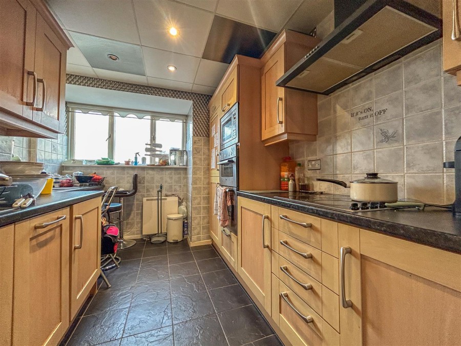 Jan Forster Estates 3 bedroom property to let in Witton Court