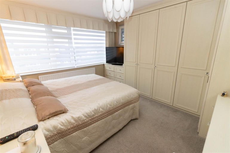 Jan Forster Estates 3 bedroom property for sale in Chantry Drive, Wideopen, Newcastle Upon
