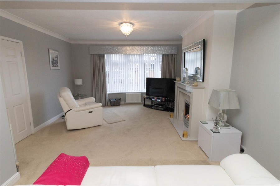 Jan Forster Estates 3 bedroom property for sale in Chantry Drive