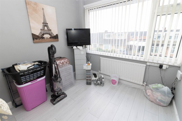 Jan Forster Estates 3 bedroom property for sale in Chantry Drive, Wideopen, Newcastle Upon