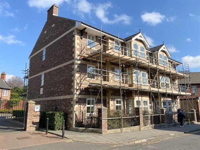 Jan Forster Estates 2 bedroom property for sale in Monks Wood, North