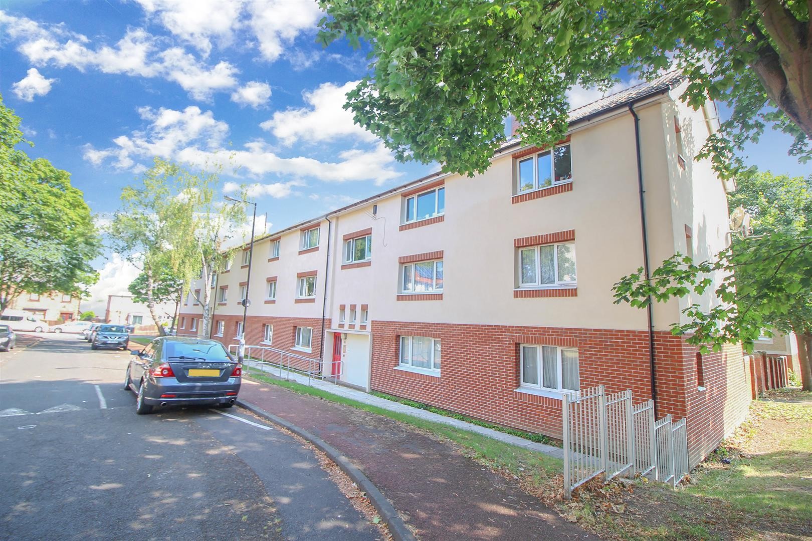 Jan Forster Estates 2 bedroom property for sale in Mapledene Road