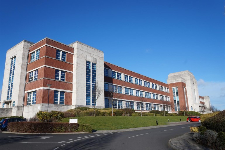 Jan Forster Estates 2 bedroom property for sale in The Wills Building