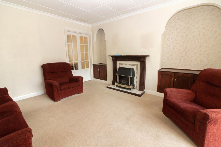 Jan Forster Estates 3 bedroom property for sale in Weldon Crescent