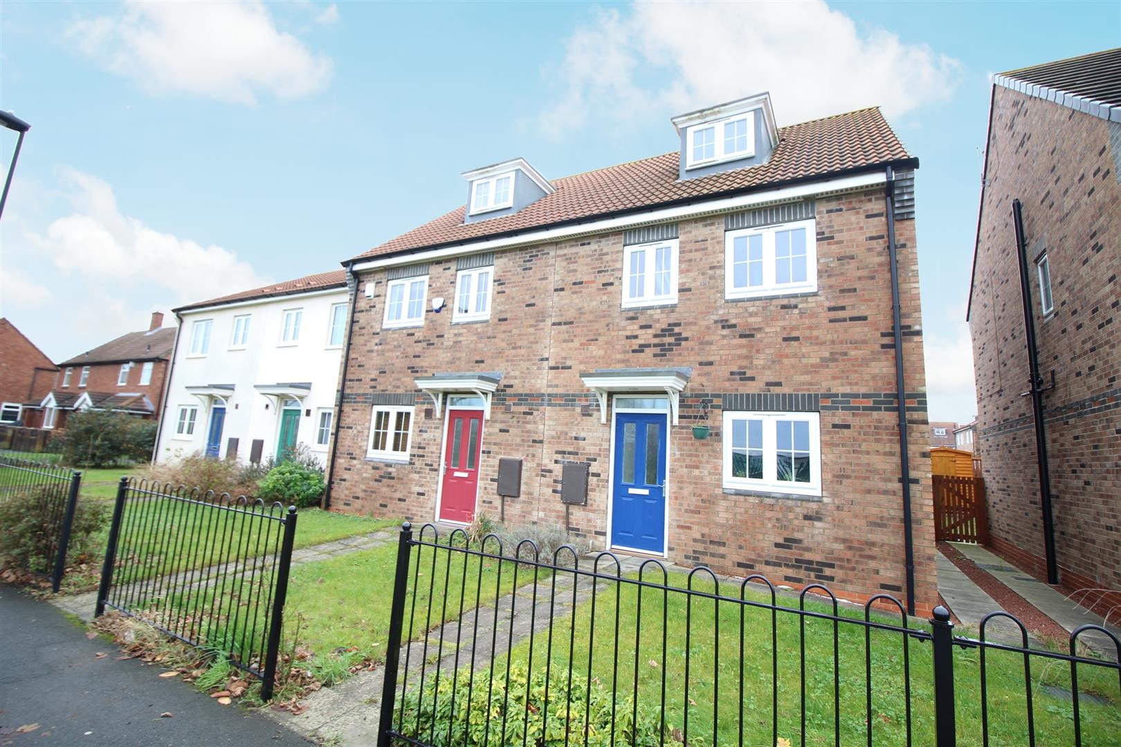 Jan Forster Estates 3 bedroom property for sale in Edenbridge Crescent, Benton Offers In The