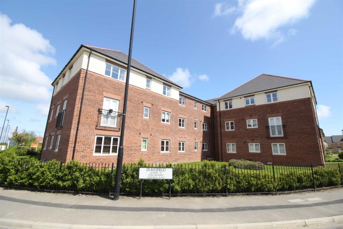 2 Bedroom Flat