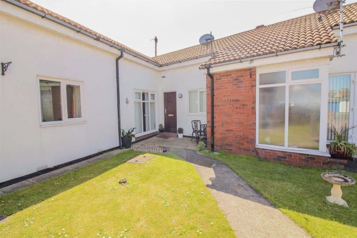 2 Bedroom Bungalow - Terrace