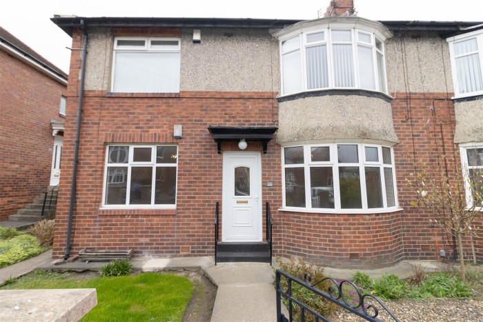 2 Bedroom Flat - Ground Floor