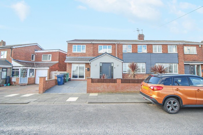 4 Bedroom House - Semi-Detached