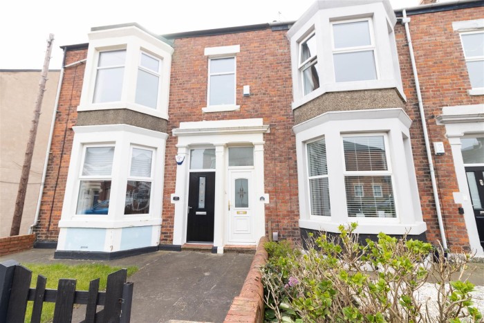3 Bedroom Maisonette