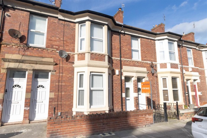 1 Bedroom Flat - Ground Floor