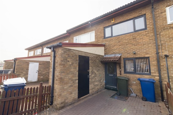 2 Bedroom House - Terraced