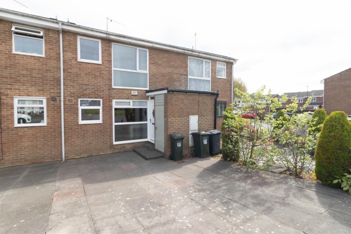 1 Bedroom Flat