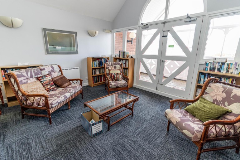 Communal Lounge