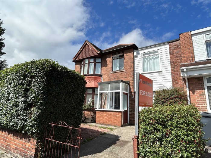 4 Bedroom House - Link Detached