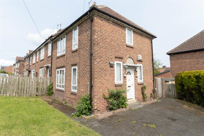 3 Bedroom House - End Terrace
