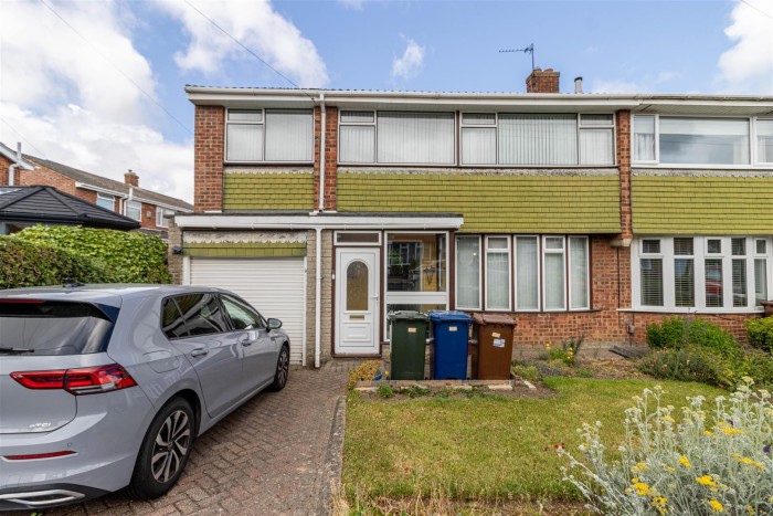 4 Bedroom House - Semi-Detached