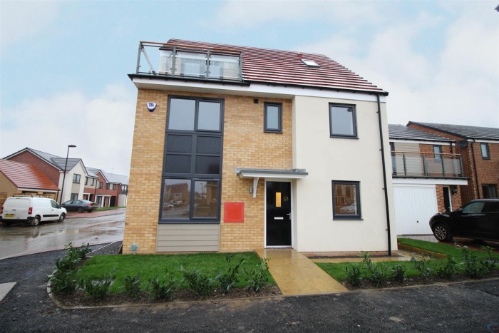 5 Bedroom House - Detached