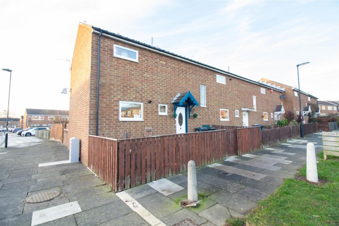 3 Bedroom House - End Terrace