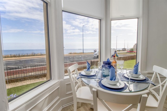 1 Bedroom Flat - Ground Floor