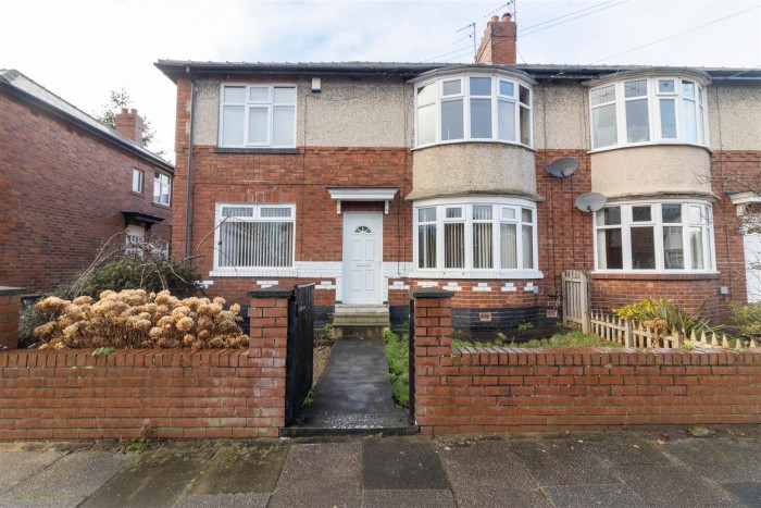 2 Bedroom Flat - Ground Floor