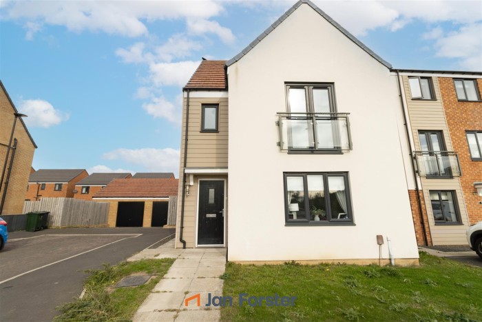 4 Bedroom House - Detached