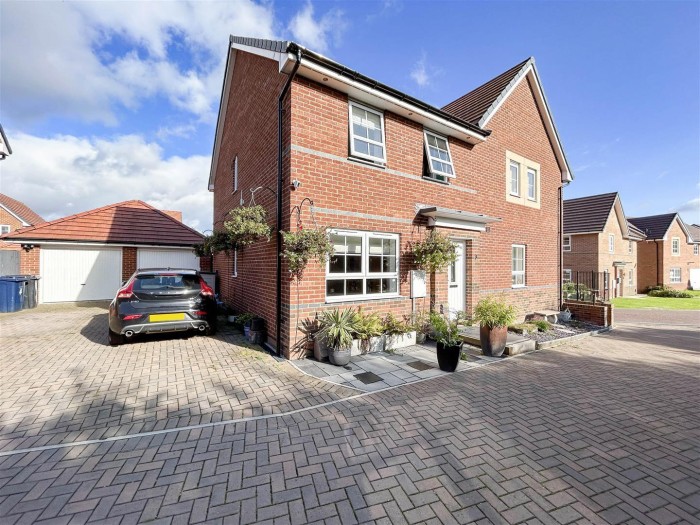 3 Bedroom House - Semi-Detached