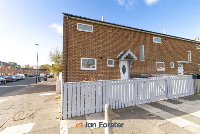 3 Bedroom House - End Terrace