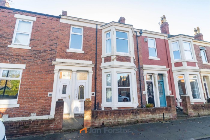 2 Bedroom Flat - Ground Floor