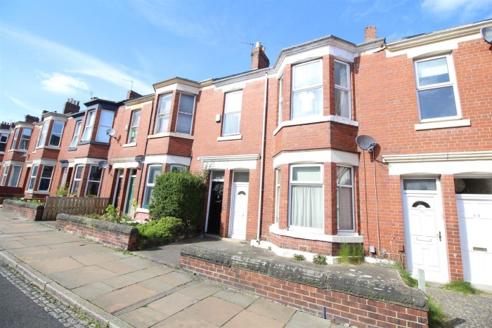 2 Bedroom Flat - Ground Floor