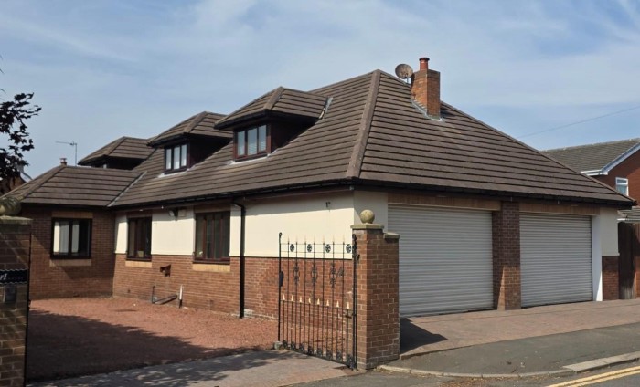 6 Bedroom Bungalow - Dormer Detached