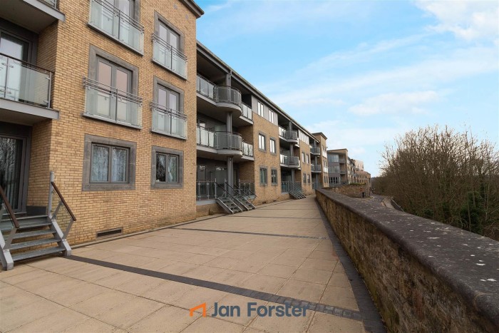 2 Bedroom Flat - Ground Floor