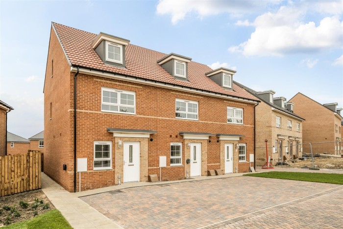 4 Bedroom House - Terraced