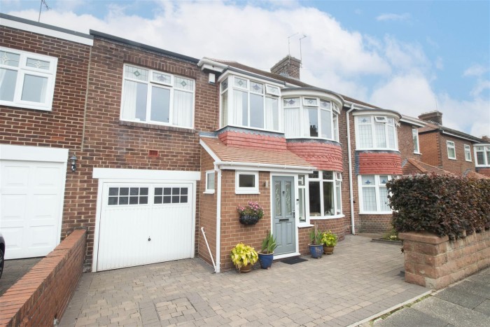 4 Bedroom House - Semi-Detached