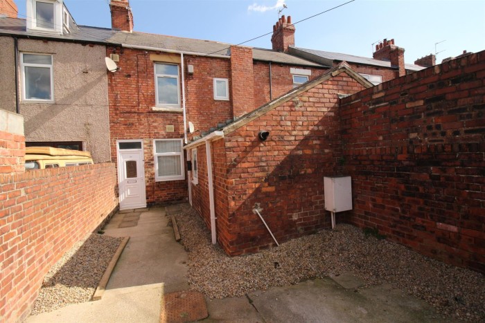 2 Bedroom Flat - Ground Floor