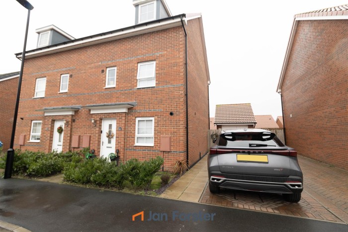 4 Bedroom House - Semi-Detached