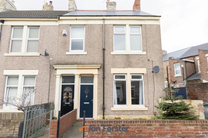 2 Bedroom Flat - Ground Floor